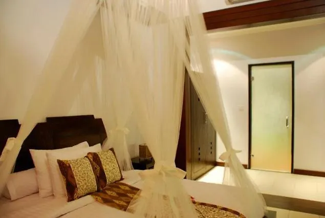 Cantik Tresna Seminyak (Bali)